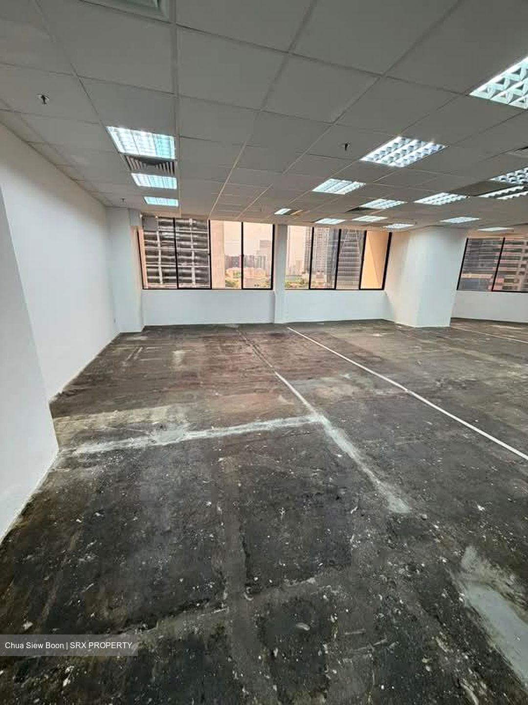 International Plaza (D2), Office #592833261